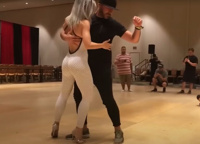 A Few Seconds of Video That Somehow Turns Into Nonstop Laughter